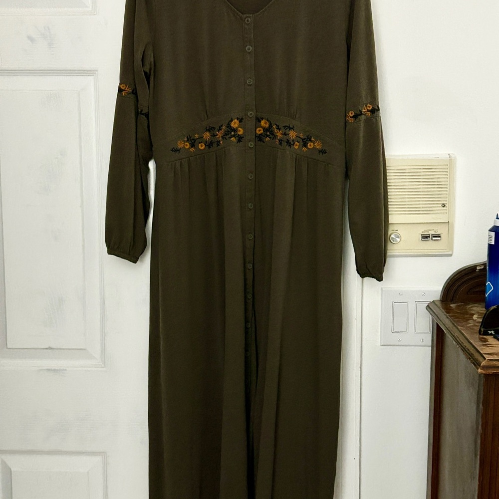 Garnet Hill cotton Olive Long Sleeve bodice Dress with Floral Accents